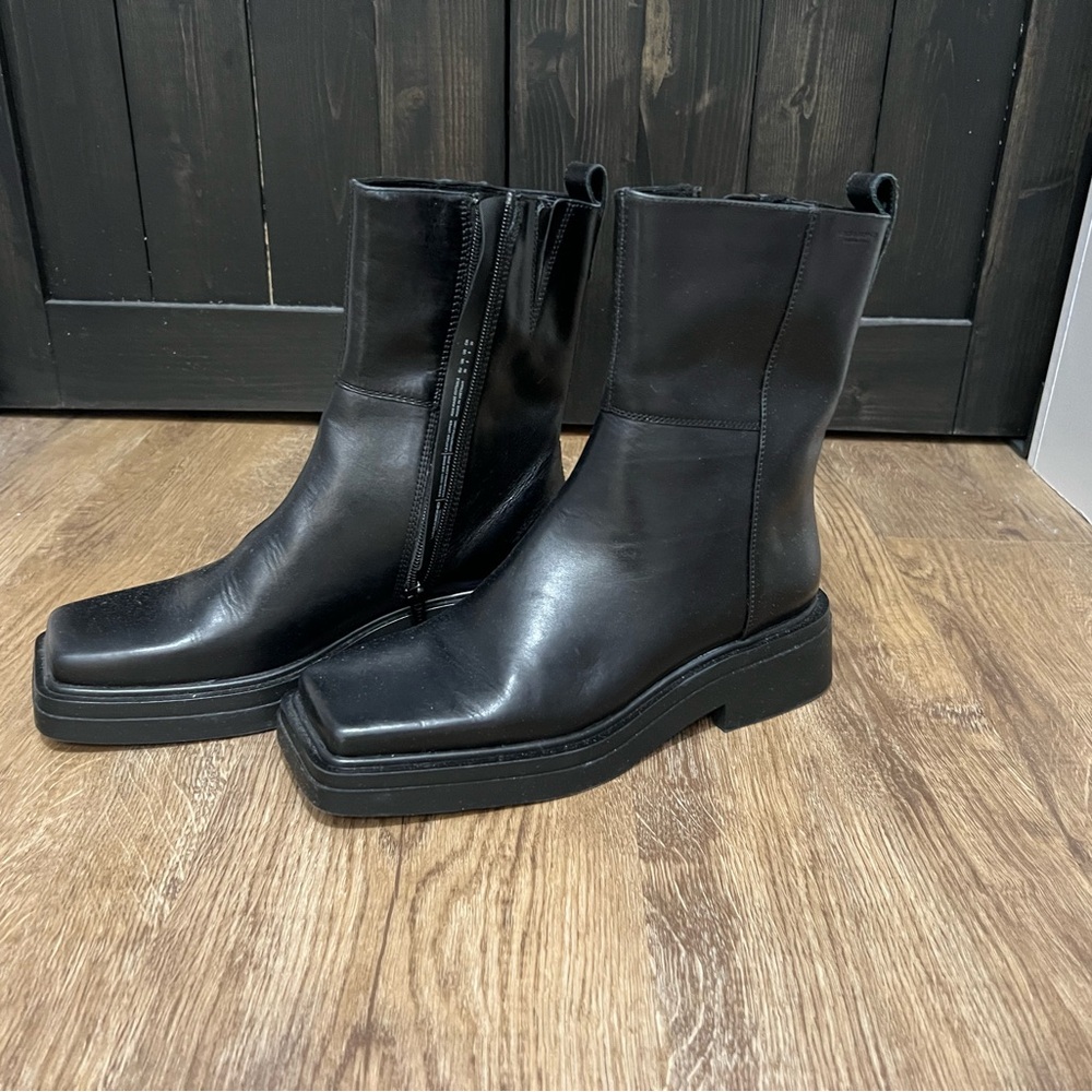 Black VAGABOND Eyra bootie - brand new